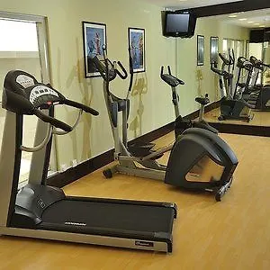 Executive Suites Абу-Даби 4*,