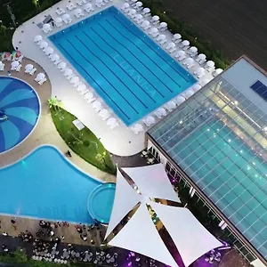 Luani-a & Wellness Center شكودر