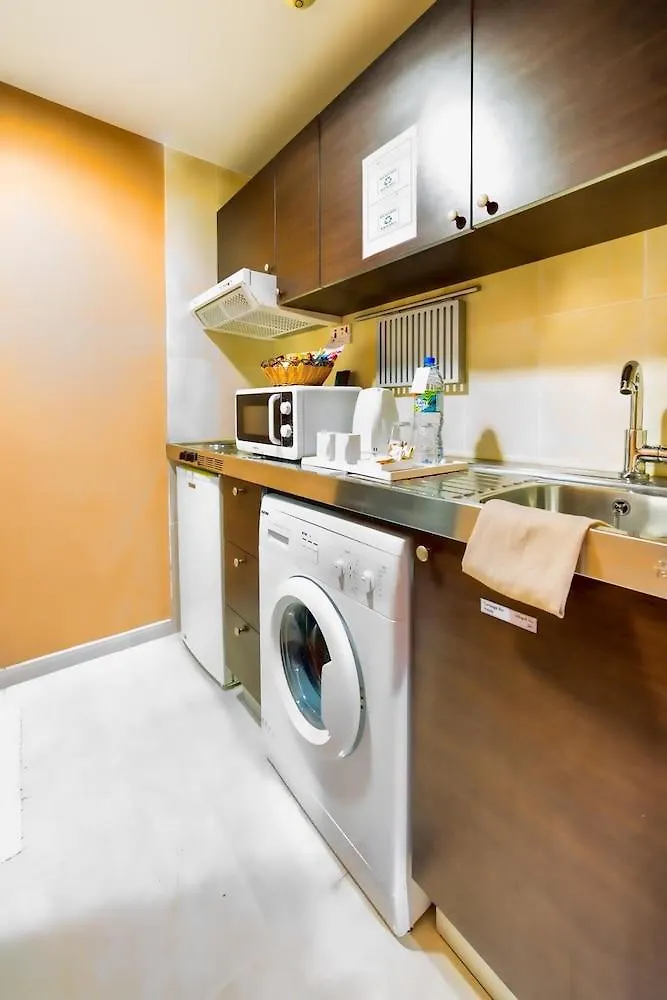 Executive Suites Abú Dhabí 4*,